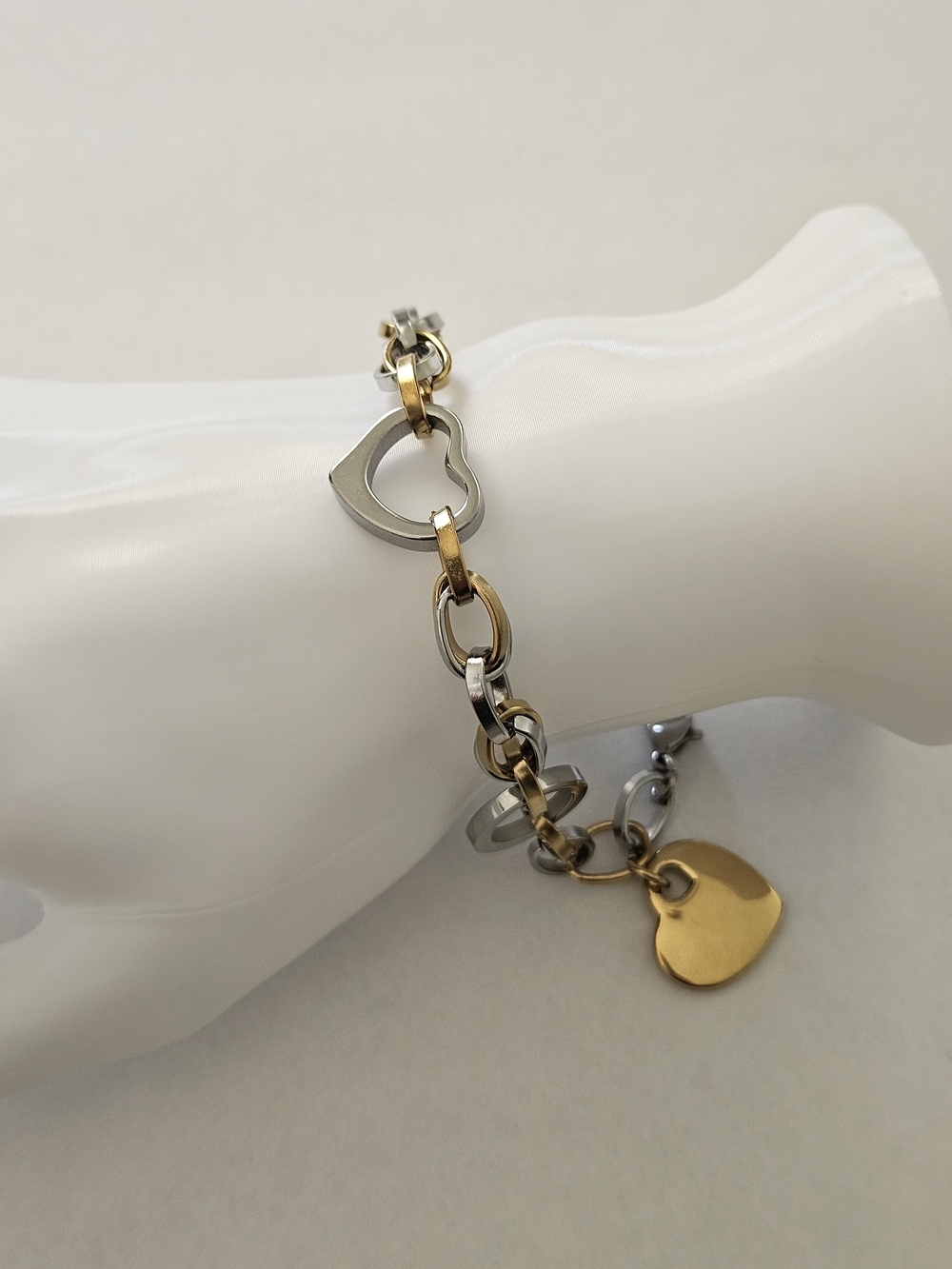 NWT Stainless Steel Two-Tone Heart Link Bracelet Gold Silver Contemporary